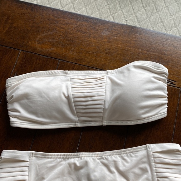 Vince Camuto bikini off white bandeau bottom and top - Picture 2 of 7